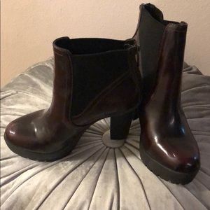 Steve Madden 7 Platform Heel Booties NWOT